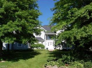 7615 Oxgate Ct, Hudson, OH