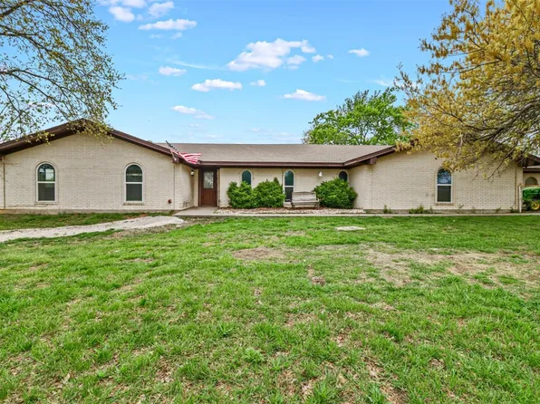 171 County Road 154, Gainesville, TX 76240