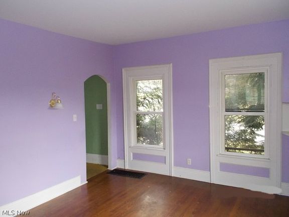 5th image of 4732 E High St