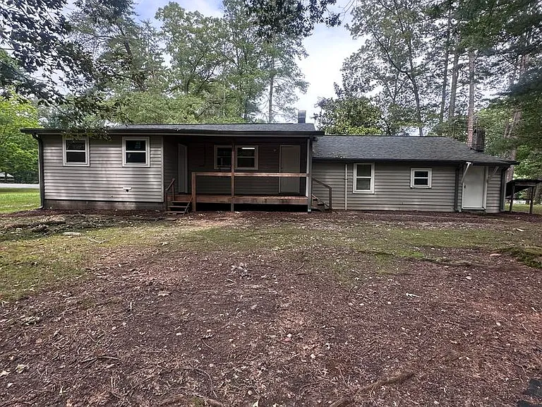 1054 Perimeter Rd — Photo 9