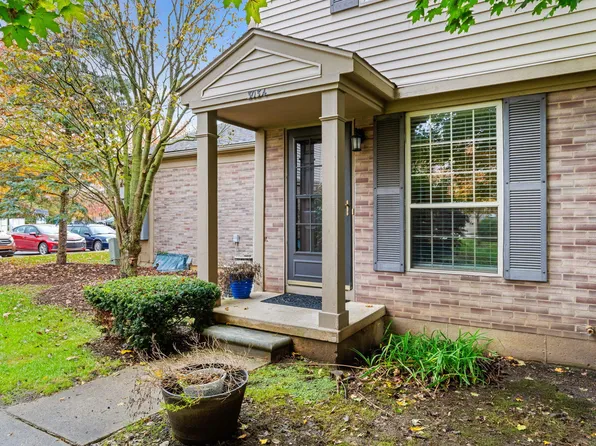 3034 Forest Creek Ct, Ann Arbor, MI 48108