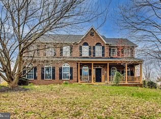 7174 N Crest Ct, Warrenton, VA 20187