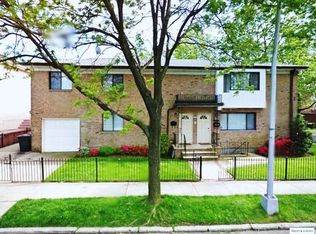 15714 20th Rd #2, Whitestone, NY 11357