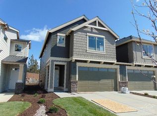 20728 NE Sierra Dr, Bend, OR 97701