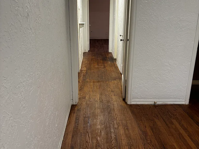 1037 W Hickory Ave — Photo 9