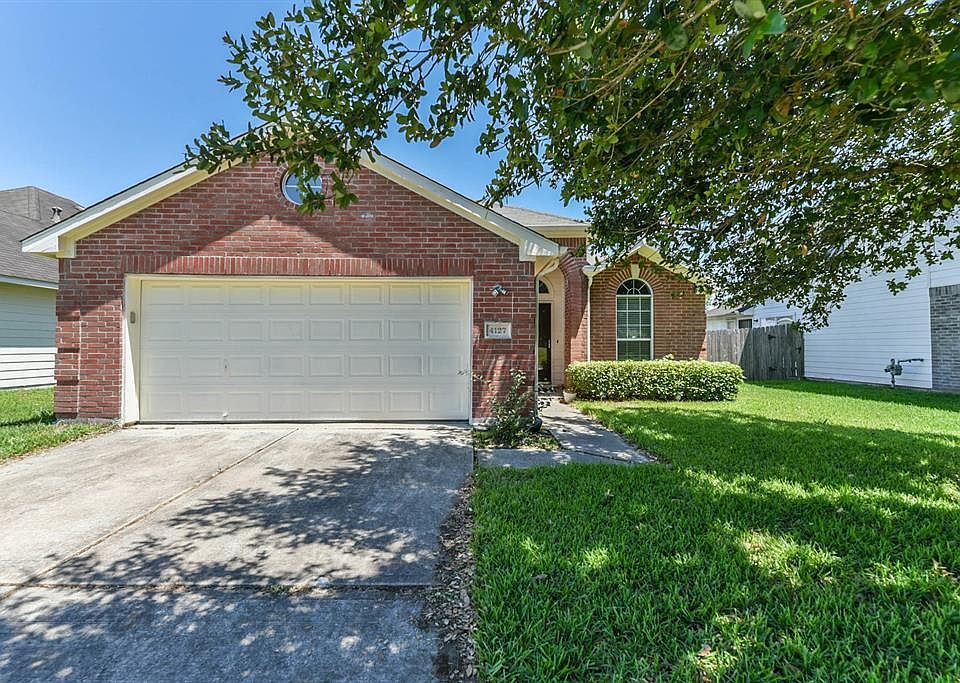 1st image of 4127 Heritage Trail Dr
