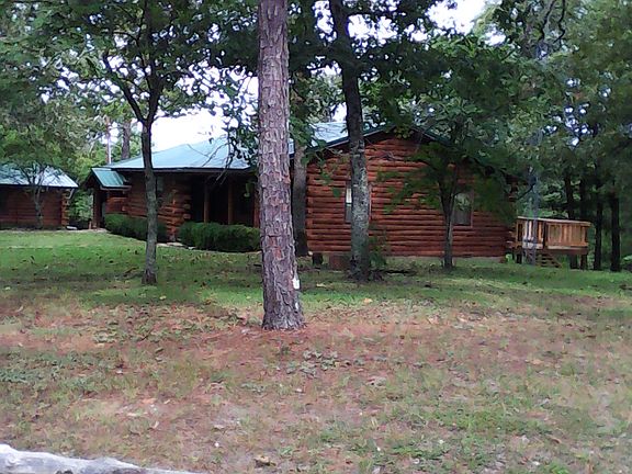 2nd image of 290 Estes Ln