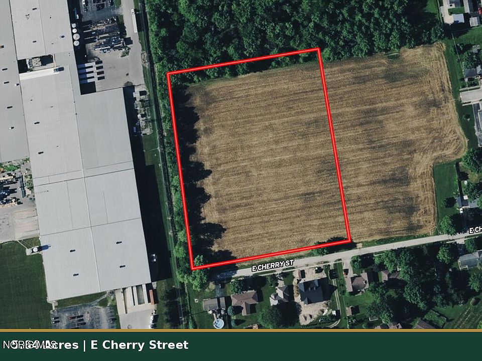 1st image of E Cherry St