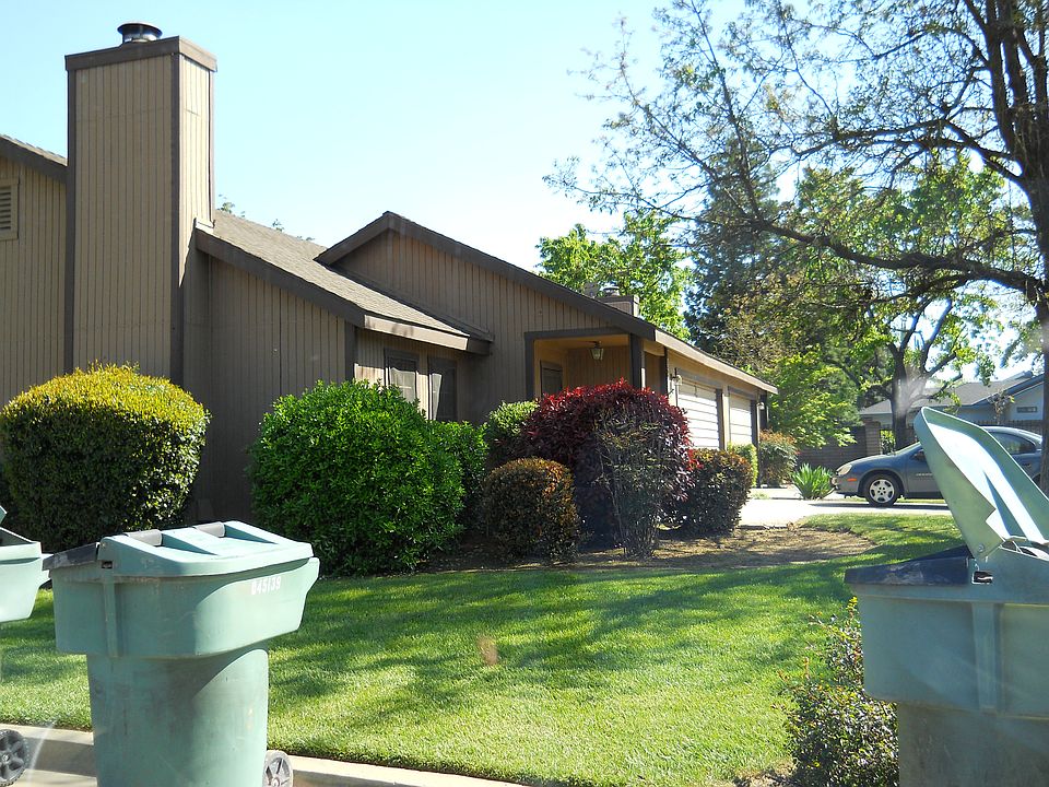 1st image of 2334 E Tulare Ave