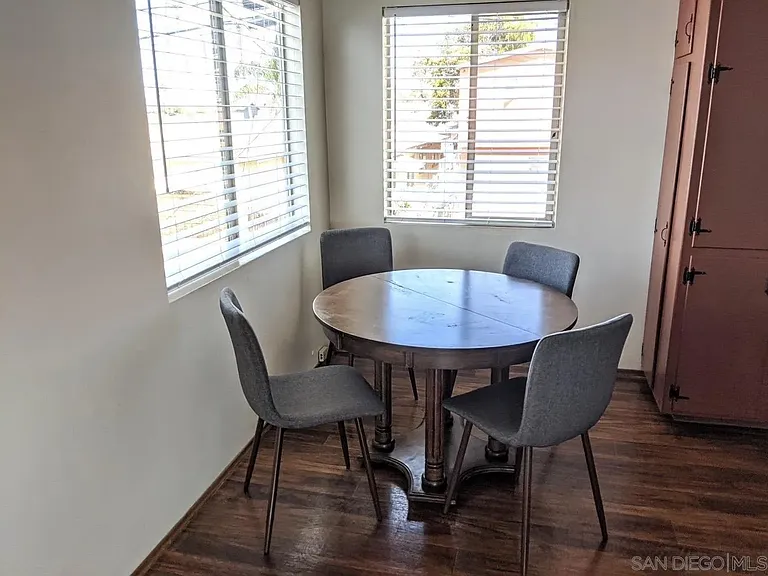 4662 W Point Loma Blvd — Photo 4