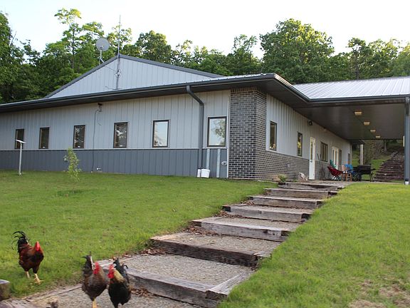 5th image of 158 Racon Rd