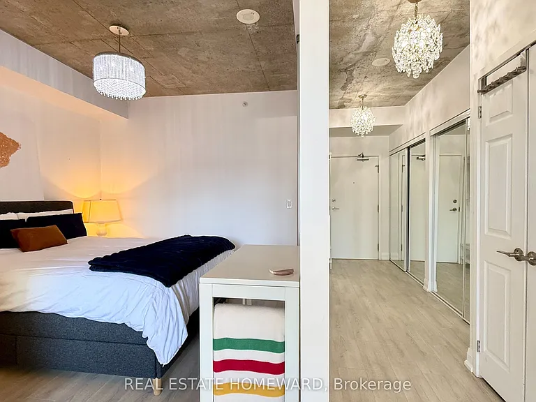 32 Camden St #706 — Photo 18