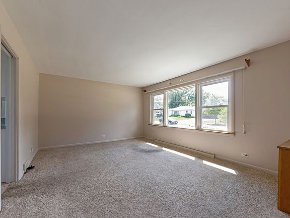 2nd image of 30 W Comfort St