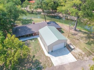 2191 Eden Rd, Abilene, KS 67410