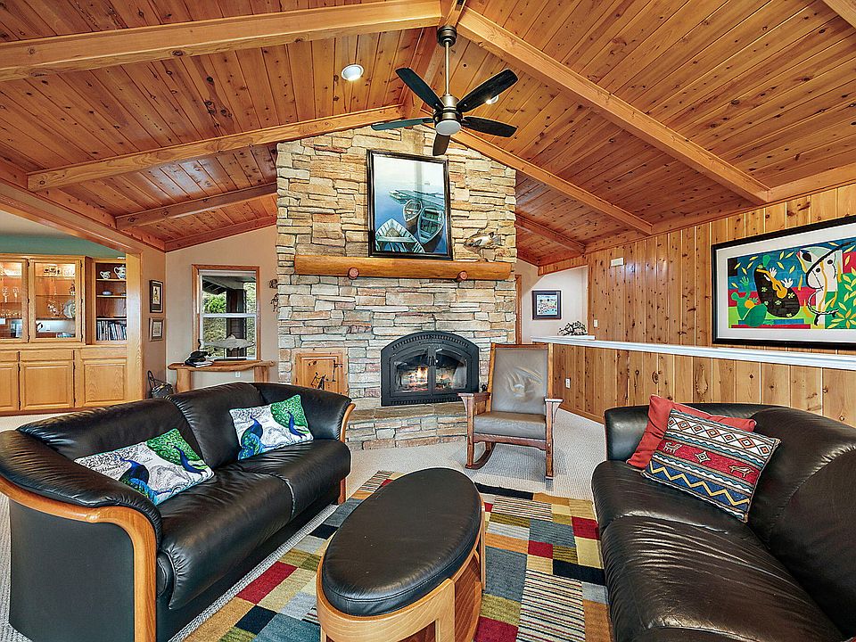 1st image of 2070 Skyview Dr