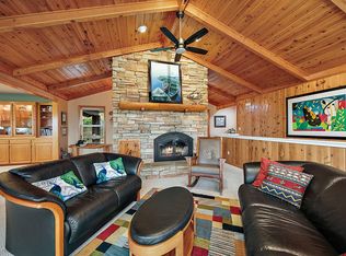 2070 Skyview Dr, Medford, OR 97501
