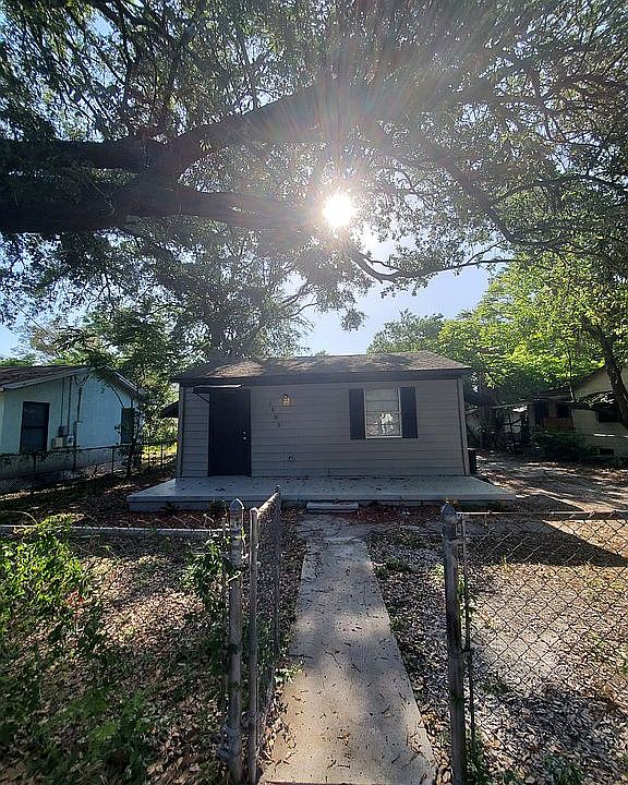 1st image of 3805 Whittier St