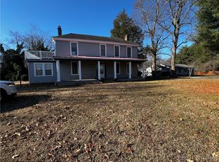 2010 Anderton Ln, Hayes, VA 23072