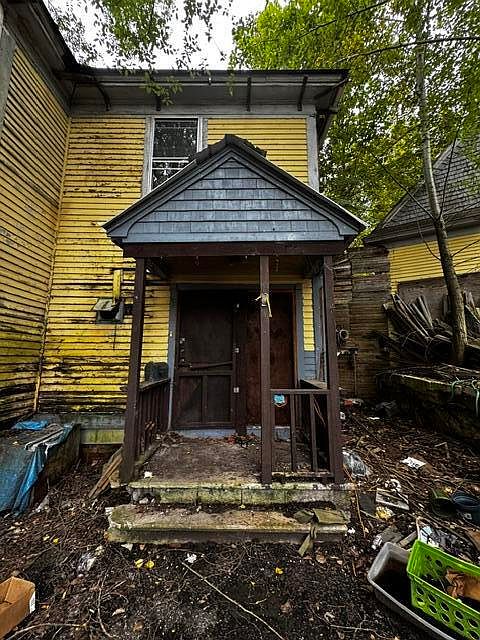 2nd image of 103 Washington Street