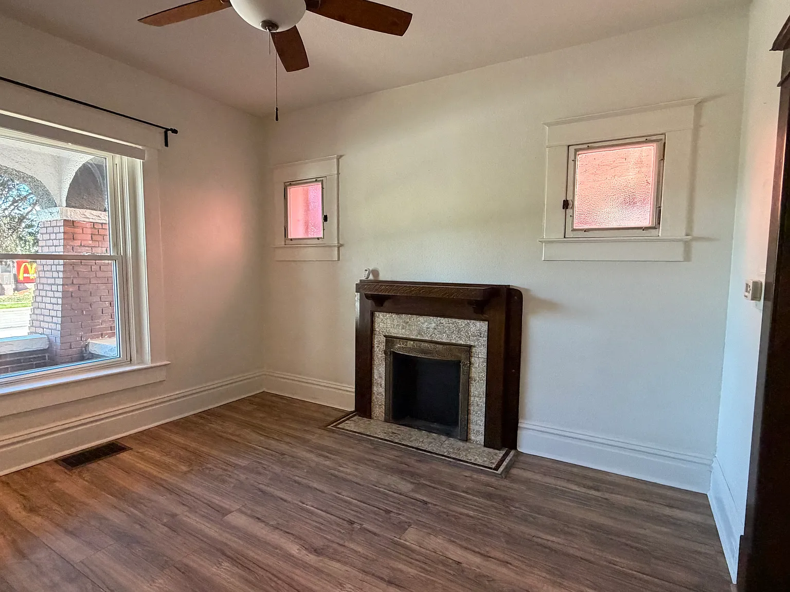 308 S Lincoln St — Photo 3