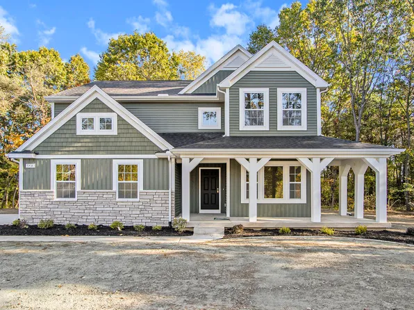 5820 Boxthorn Trl, Kalamazoo, MI 49009