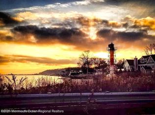 36-22 Viola Ave, Leonardo, NJ 07737