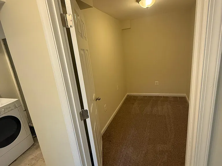 2301 Iverson St #4 — Photo 5
