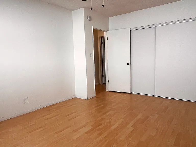 3562 Mentone Ave — Photo 19