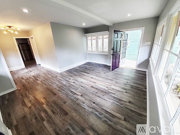 4th image of 483 Sturtevant Dr #533-A