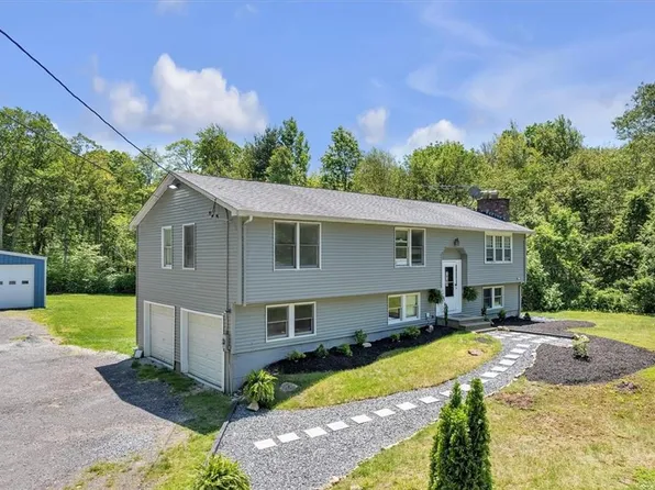 202 A Hartford Pike, Foster, RI 02825