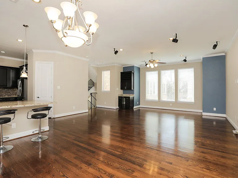 1610 Knox St #B — Photo 14