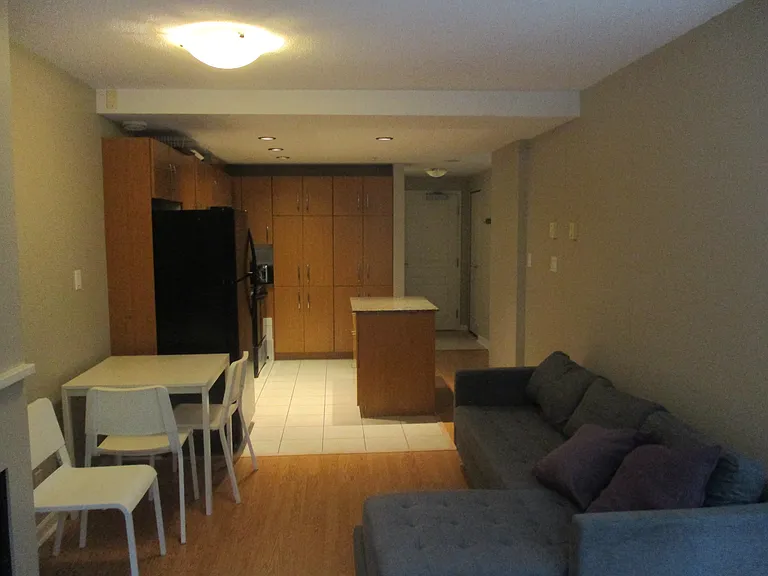 9298 University Cres #7 — Photo 2