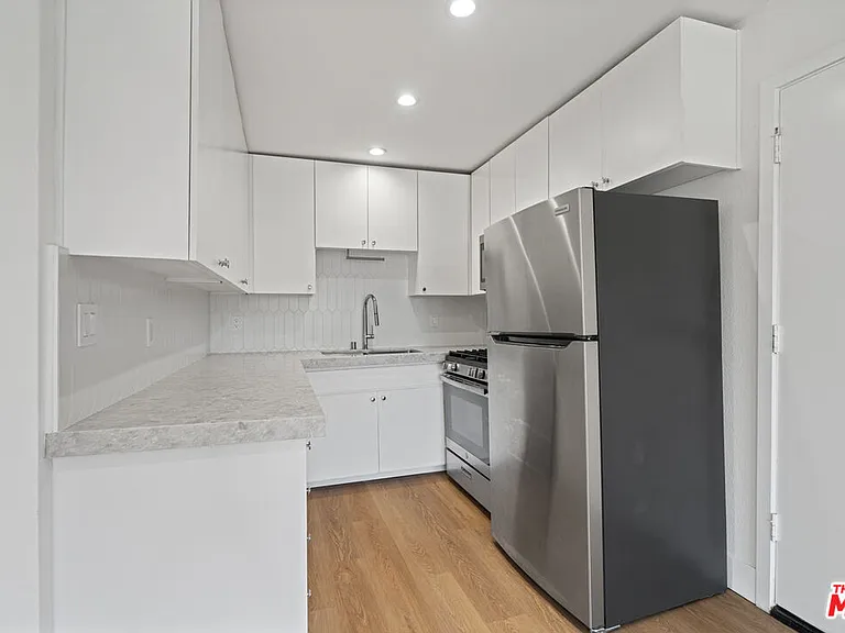 3939 Moore St #106 — Photo 6