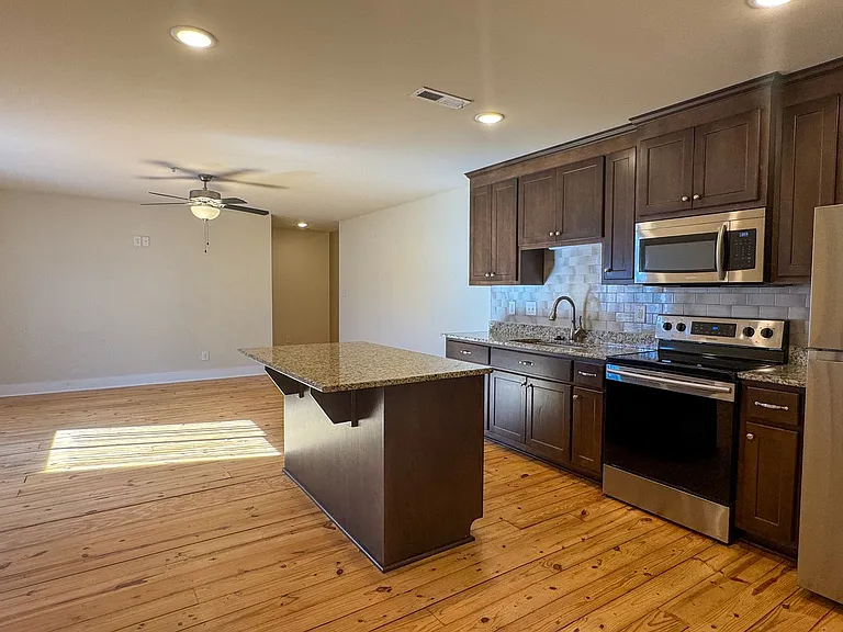 106 N Main St #2 — Photo 6