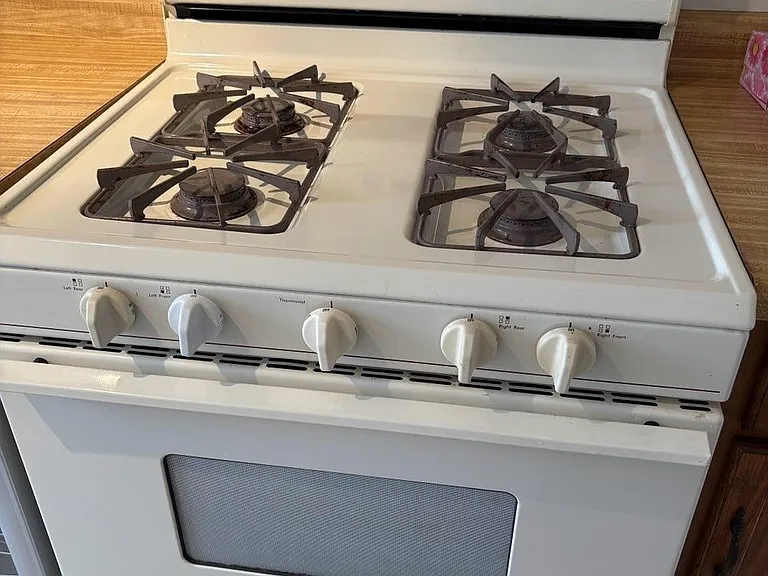 Full size gas stove and oven