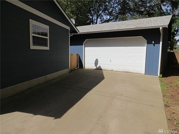 4th image of 11309 Farwest Dr SW