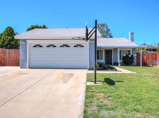 10460 Charleston Dr, Riverside, CA 92503