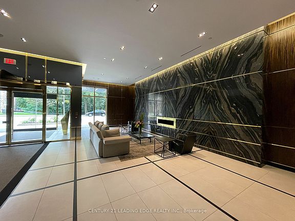 3rd image of 3018 Yonge St #1111