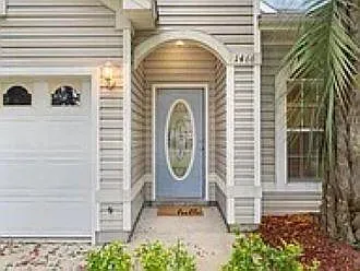 3 bed, 2.5 bath, 1603 sqft, $2,100 — Photo 1