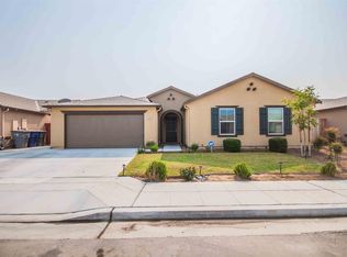 5450 E Burns Ave, Fresno, CA 93727