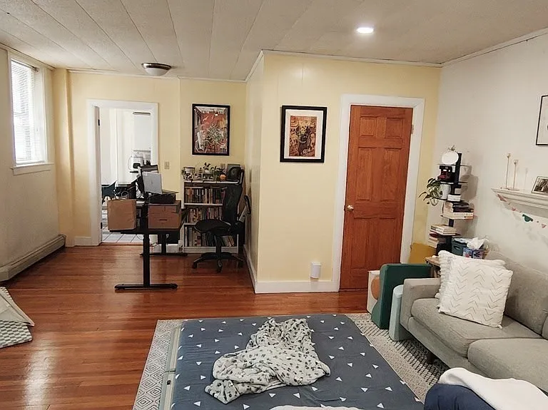 4 Fuller St #1 — Photo 5