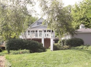 166 E Grand Ave, Fox Lake, IL