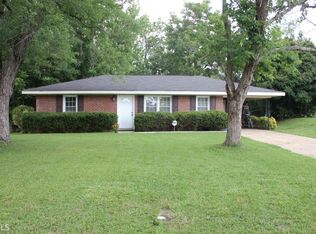 806 S 10th St, Lanett, AL 36863