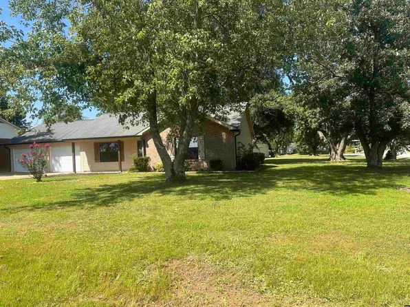 805 S Olive St, Union City, TN 38261