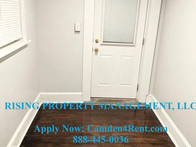 1093 N Common Rd — Photo 9