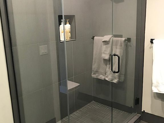 Upgraded Shower with Rain shower head.