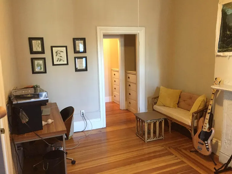 184 Bowen St #2 — Photo 8
