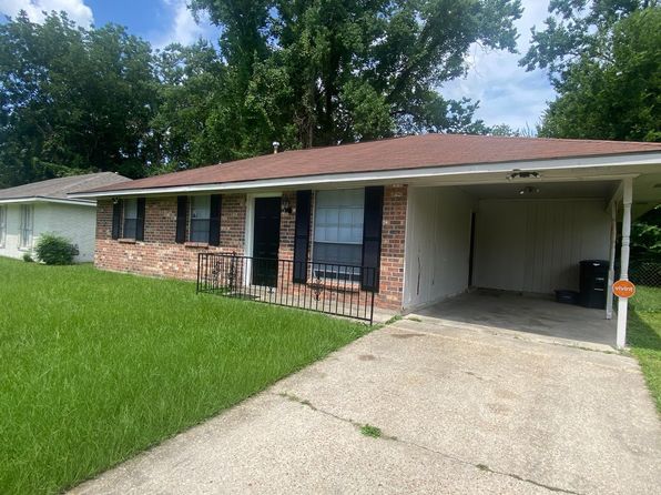 5636 Benson Dr