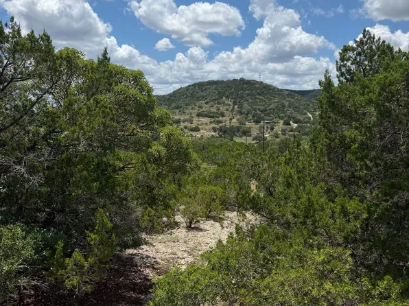 W Bear Springs Rd, Pipe Creek, TX 78063