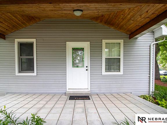 2nd image of 6288 Holdrege St